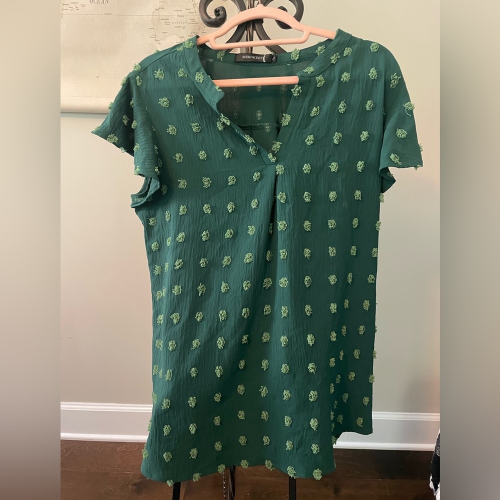 Dark green top